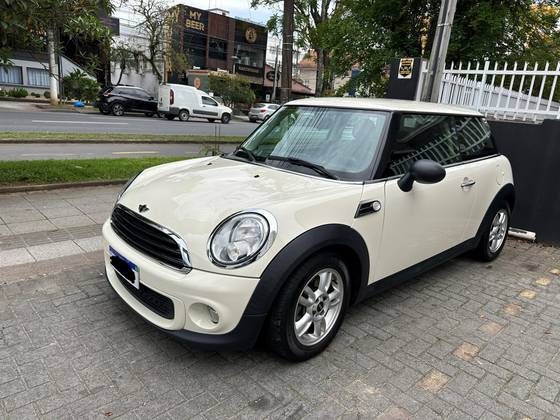 MINI ONE 1.6 16V GASOLINA 2P AUTOMÁTICO MINI ONE 1.6 16V GASOLINA 2P AUTOMÁTICO